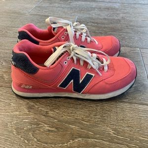 Women’s 574 pink new balances